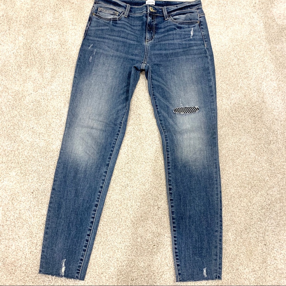Sneak‎ Peek Jeans